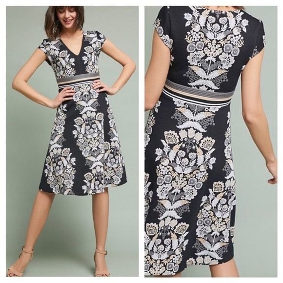 Anthropologie Dresses & Skirts - Anthropologie ett.twa Rare Soirée Knit Dress Size 8